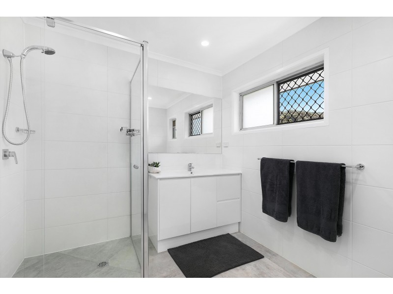 294 Glenview Road, Glenview QLD 4553