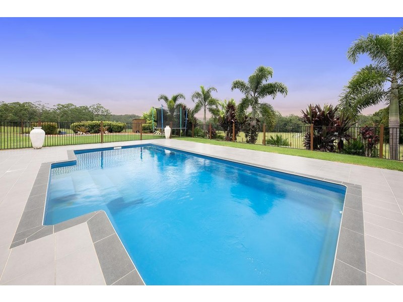 223 Dales Road, Chevallum QLD 4555