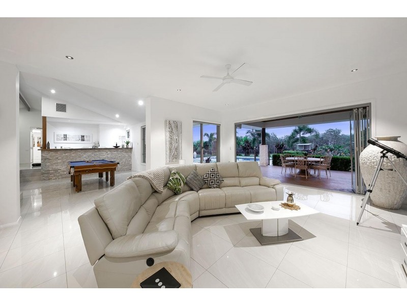 223 Dales Road, Chevallum QLD 4555