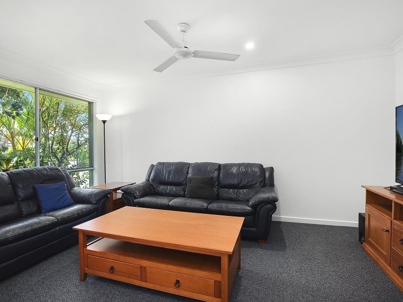 5 Kurrimine Crescent, Mountain Creek QLD 4557