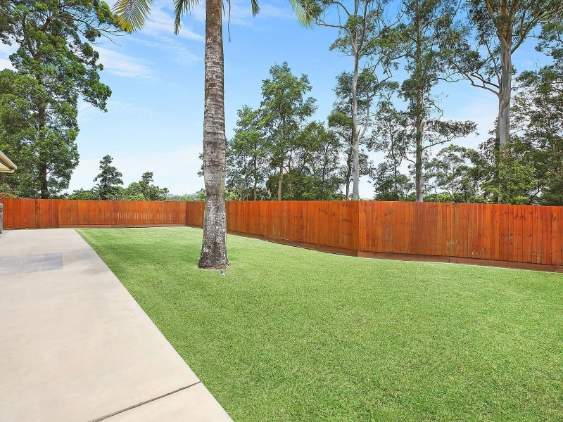 9 Anna Close, Tanawha QLD 4556