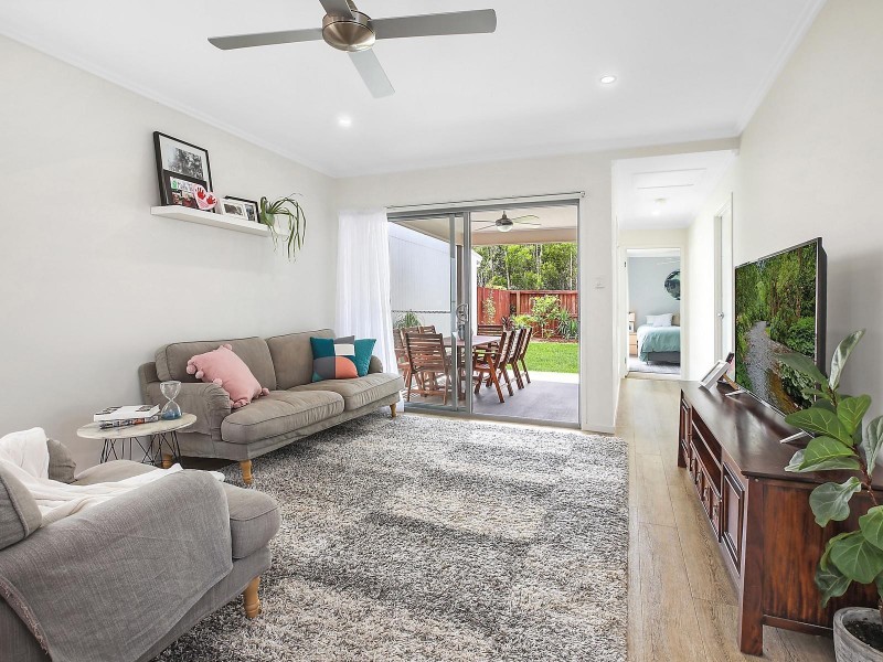 27 Vincent Avenue, Sippy Downs QLD 4556