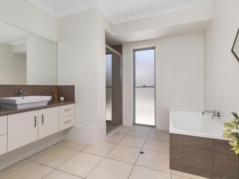 41 Chestwood Crescent, Sippy Downs QLD 4556