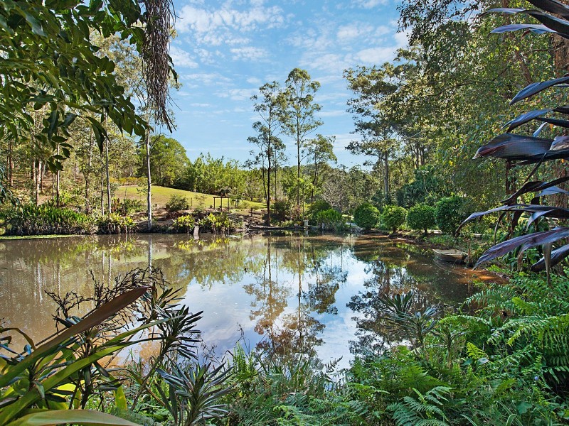 33 Lucida Place, Ilkley QLD 4554