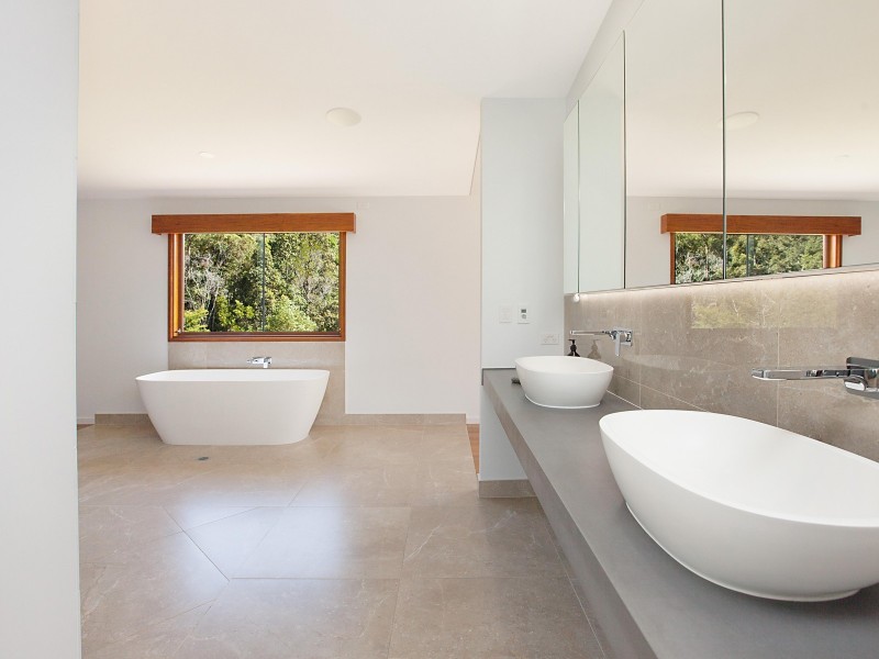 33 Lucida Place, Ilkley QLD 4554