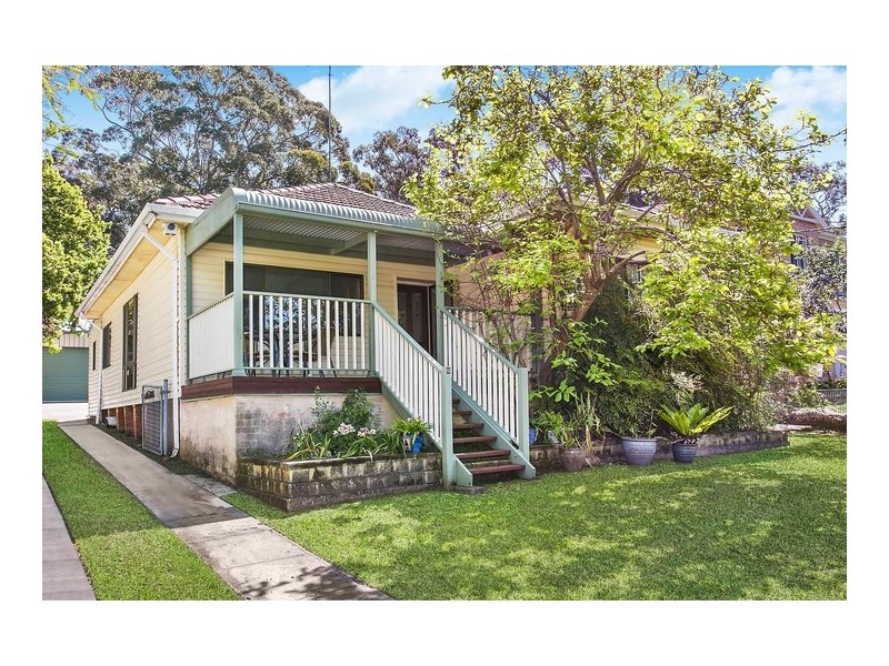 9 Tecoma Street, Heathcote NSW 2233