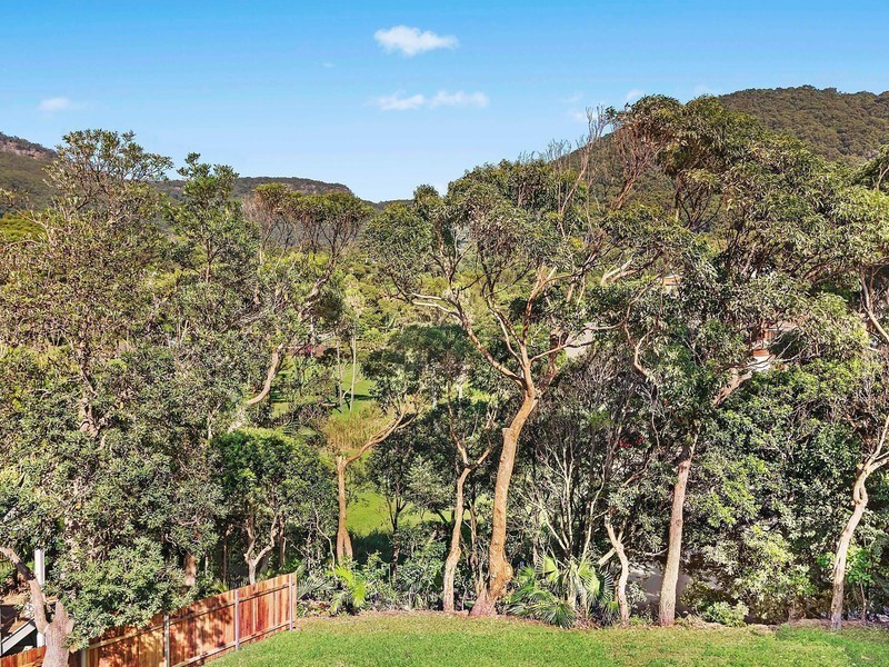 20B Seaview Crescent, Stanwell Park NSW 2508