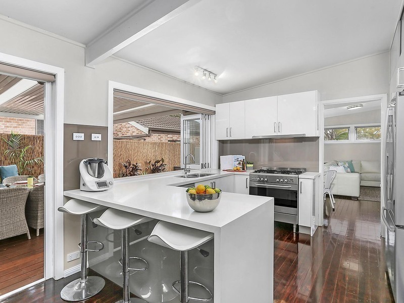 219 Cooriengah Heights Road, Engadine NSW 2233