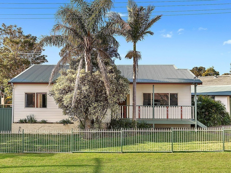 282 Woronora Road, Engadine NSW 2233