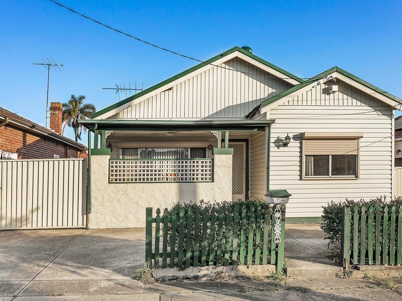 942 Punchbowl Road, Punchbowl NSW 2196