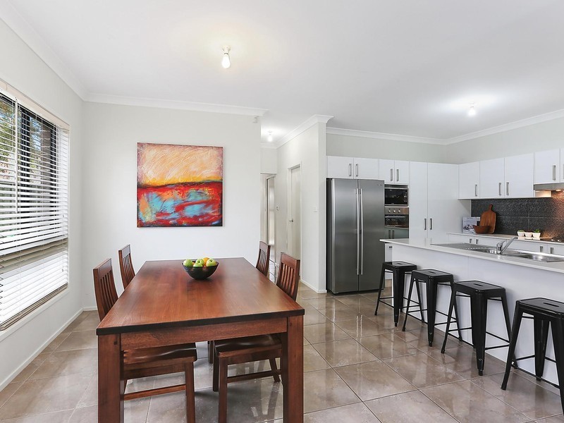 32B Cambrai Avenue, Engadine NSW 2233