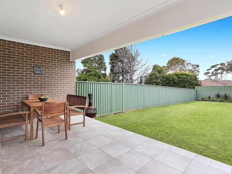 32B Cambrai Avenue, Engadine NSW 2233