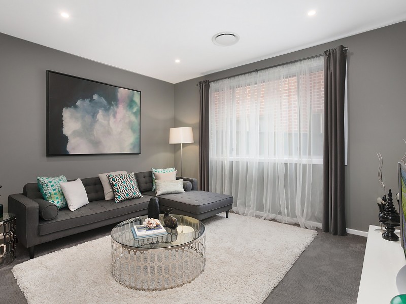 42 Jacana Grove, Heathcote NSW 2233