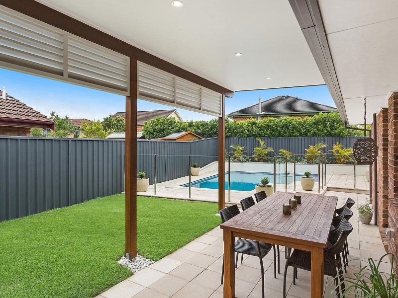 1 Koel Place, Woronora Heights NSW 2233