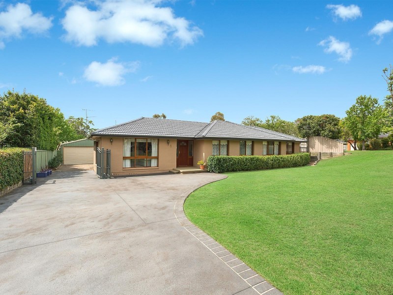 1 English Avenue, Camden South NSW 2570
