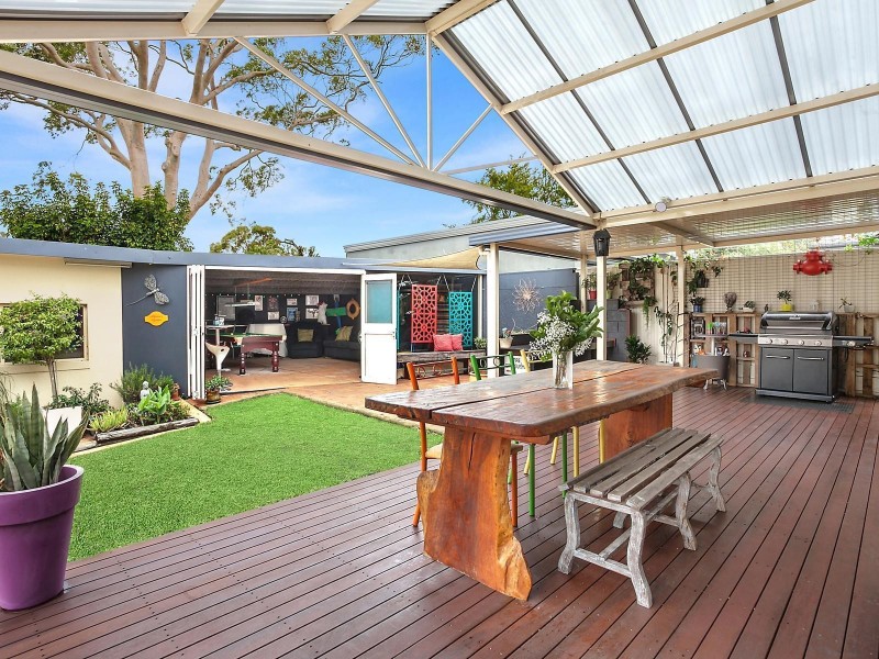 12 Tinakill Avenue, Engadine NSW 2233