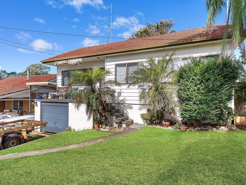 92 Caldarra Avenue, Engadine NSW 2233