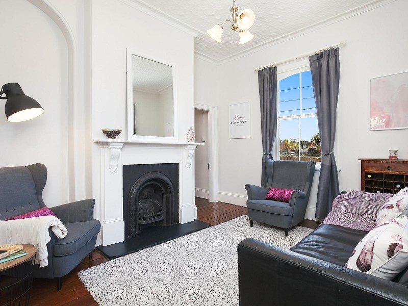 1 Wilson Parade, Heathcote NSW 2233