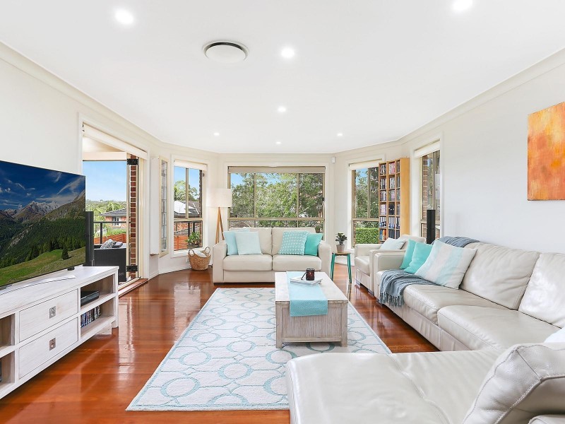 11 Pelican Place, Woronora Heights NSW 2233