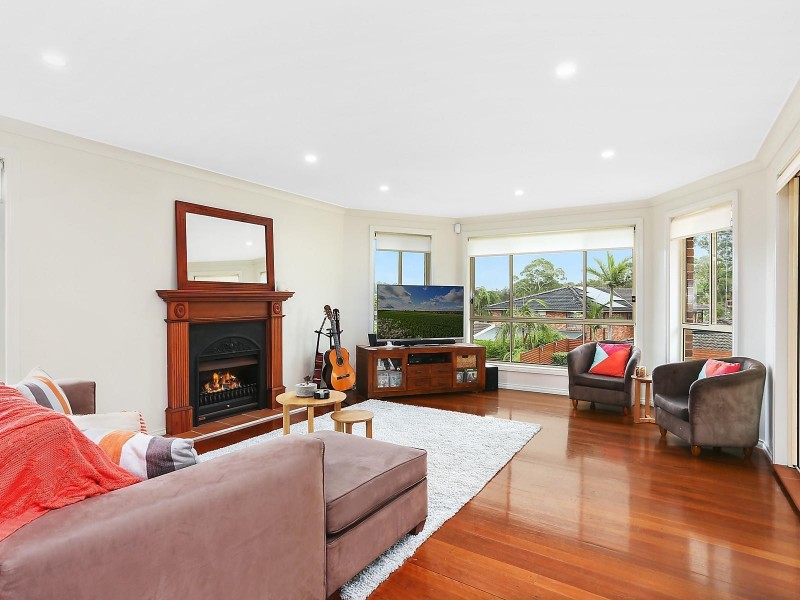 11 Pelican Place, Woronora Heights NSW 2233