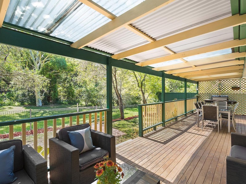 19 Lochiel Road, Engadine NSW 2233