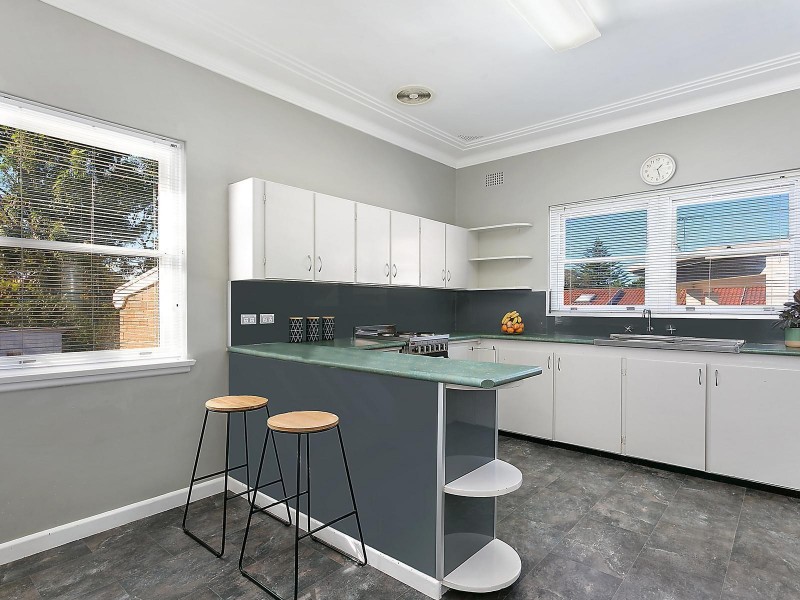 429 President Avenue, Kirrawee NSW 2232