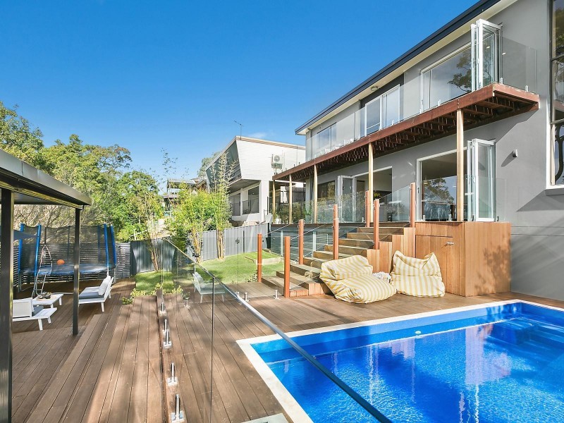 28 Bridgeview Road, Yarrawarrah NSW 2233