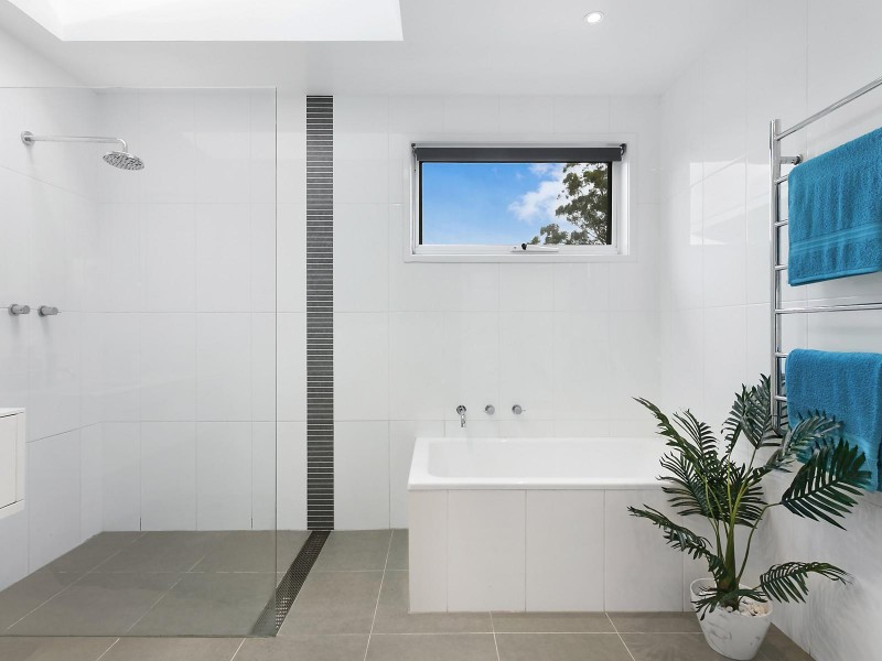 18 Hume Drive, Helensburgh NSW 2508