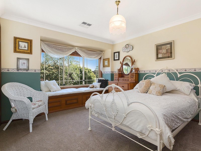 1 Pelican Place, Woronora Heights NSW 2233