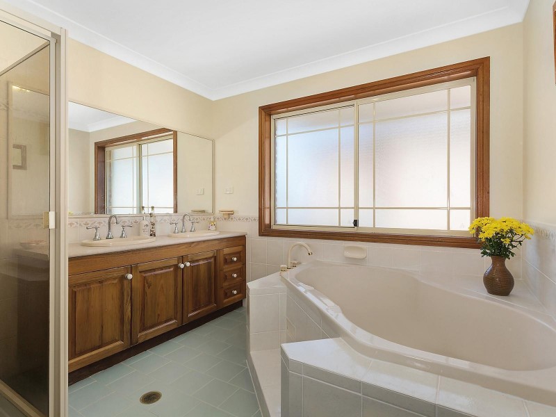 1 Pelican Place, Woronora Heights NSW 2233