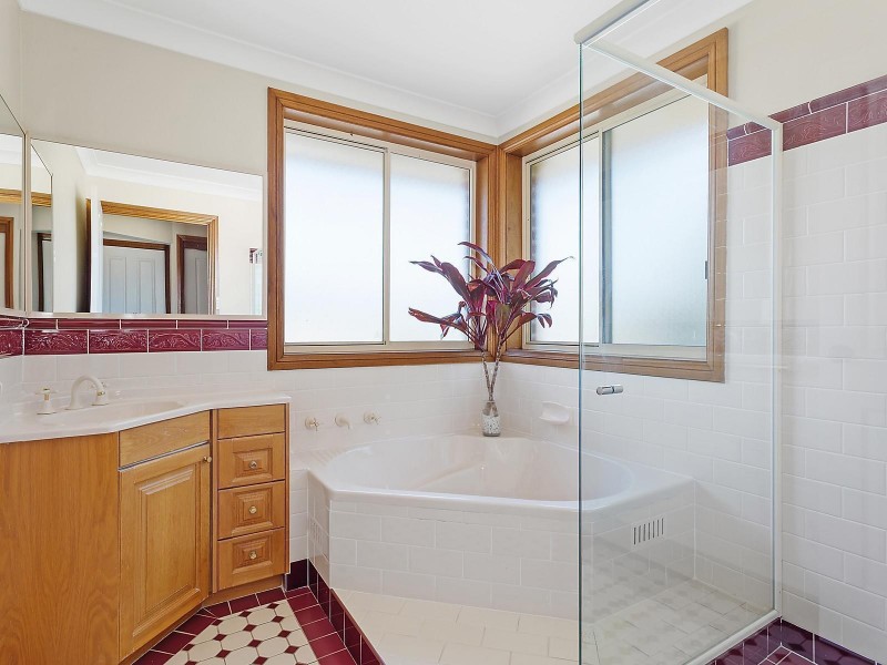 12 Armidale Place, Engadine NSW 2233