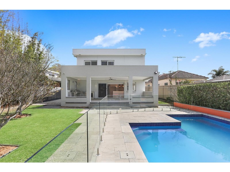 18 June Place, Gymea Bay NSW 2227