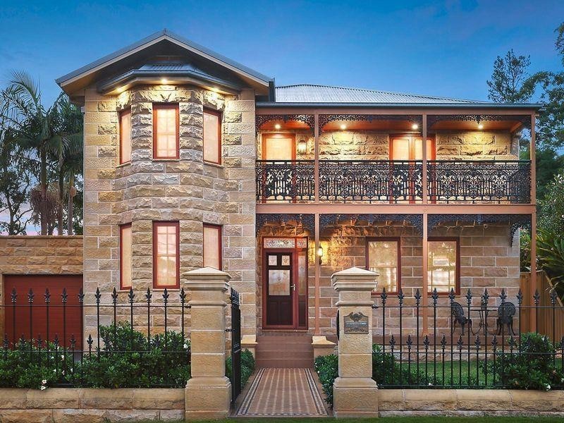 15 Tecoma Street, Heathcote NSW 2233