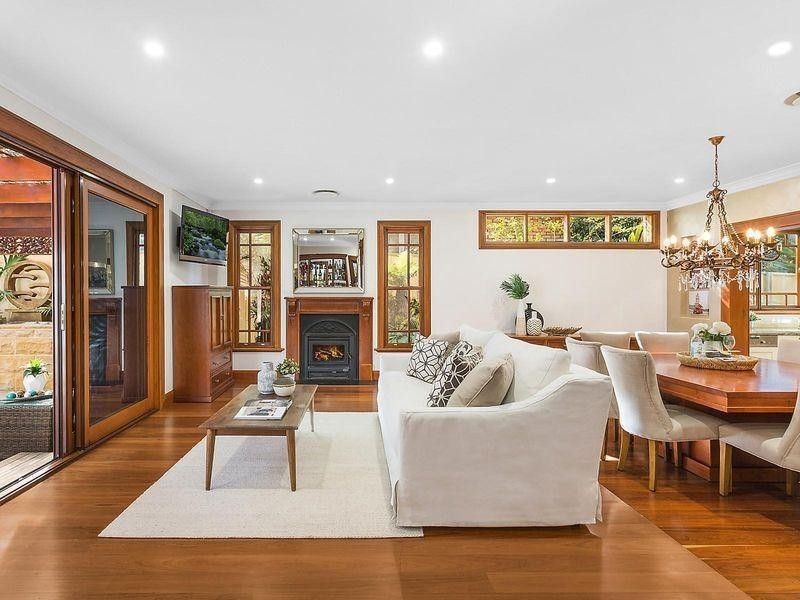 15 Tecoma Street, Heathcote NSW 2233