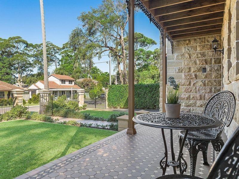 15 Tecoma Street, Heathcote NSW 2233