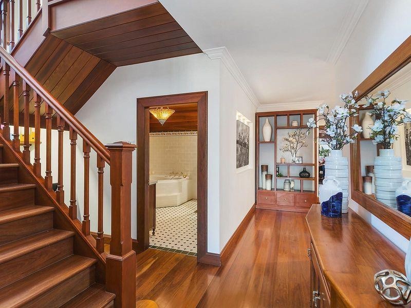 15 Tecoma Street, Heathcote NSW 2233