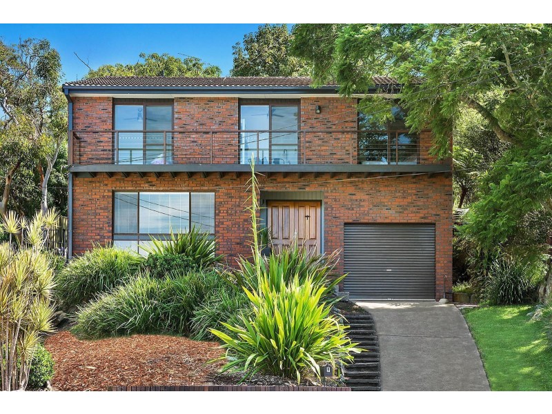 9 Gore Avenue, Kirrawee NSW 2232