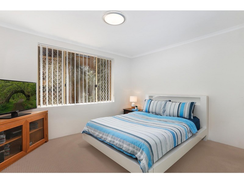 2/20-24 Preston Avenue, Engadine NSW 2233