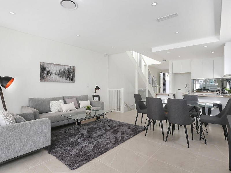 4/160 Woronora Road, Engadine NSW 2233