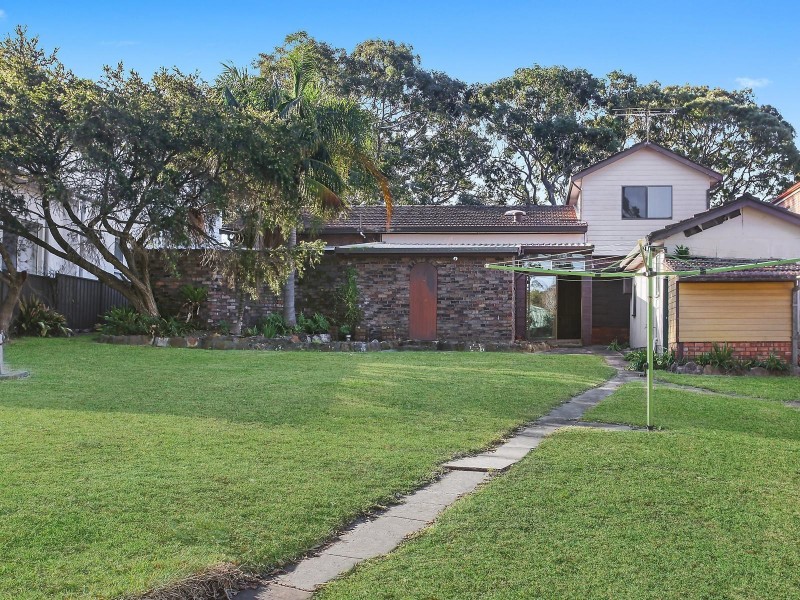 16 Northcote Avenue, Caringbah South NSW 2229