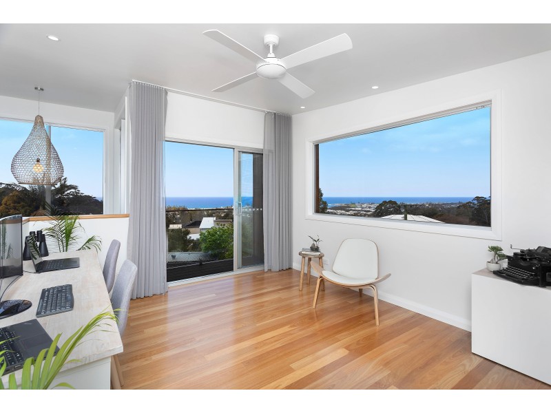 14 Palmyra Avenue, Thirroul NSW 2515