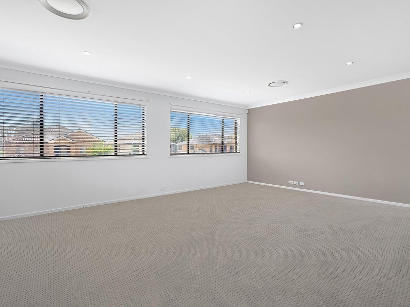 18 Culgoa Court, Wattle Grove NSW 2173