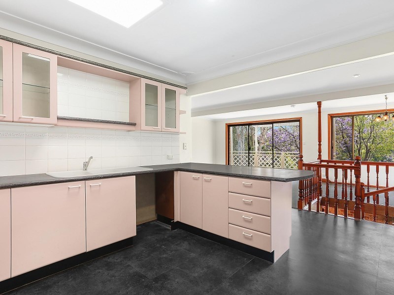 13 King Street, Heathcote NSW 2233