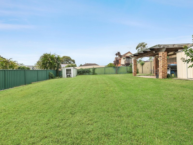 92 Caldarra Avenue, Engadine NSW 2233