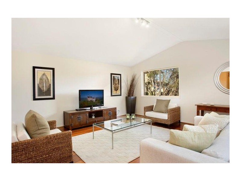 12 Rhodes Avenue, Naremburn NSW 2065