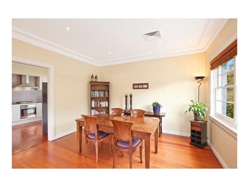 8 Rothwell Crescent, Lane Cove NSW 2066