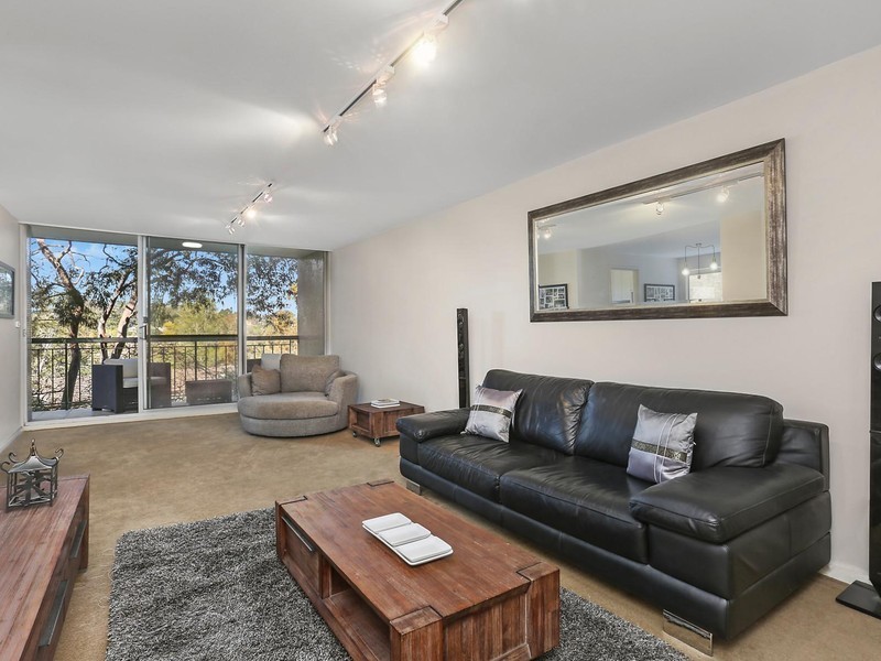 35/300A Burns Bay Road, Lane Cove NSW 2066