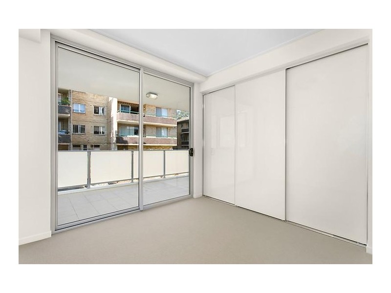 2403/1 Nield Avenue, Greenwich NSW 2065