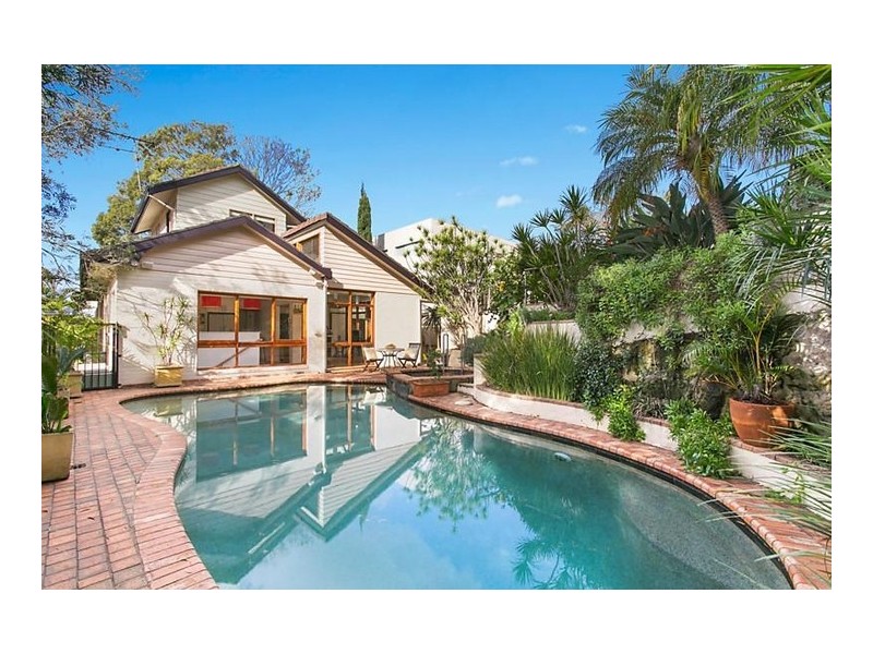 15 Manns Avenue, Greenwich NSW 2065