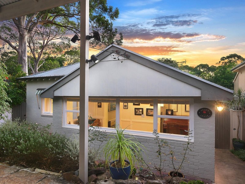 8 Goodchap Road, Chatswood NSW 2067